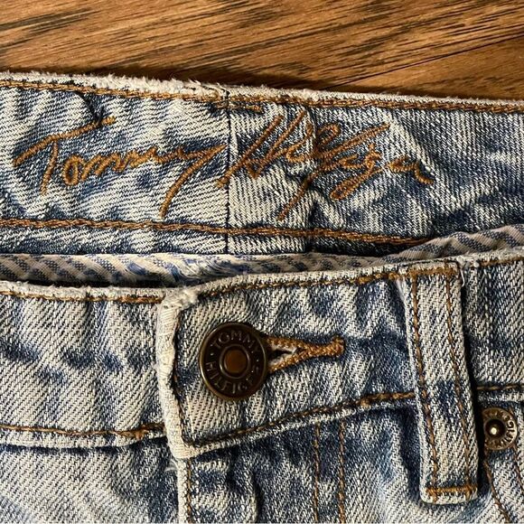 Tommy Hilfiger Relaxed Fit Women’s Light Blue Jeans Size 8S - Picture 4 of 13